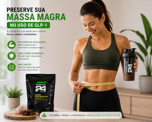 Pessoa medindo a cintura com fita métrica enquanto segura uma coqueteleira de proteína para preservar massa magra no uso de GLP-1